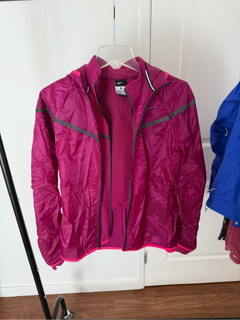 Nike Women's Magenta Hooded Running Jacket with Outer Shell